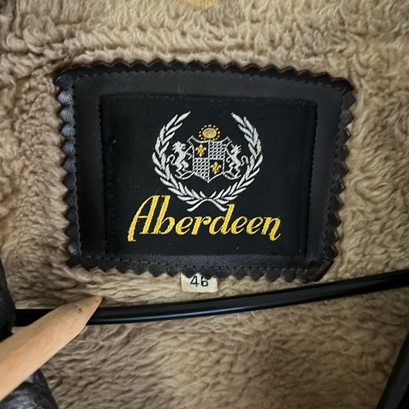 Vintage Aberdeen size 46 leather flight jacket with pho fur collar and liner. - Picture 2 of 9